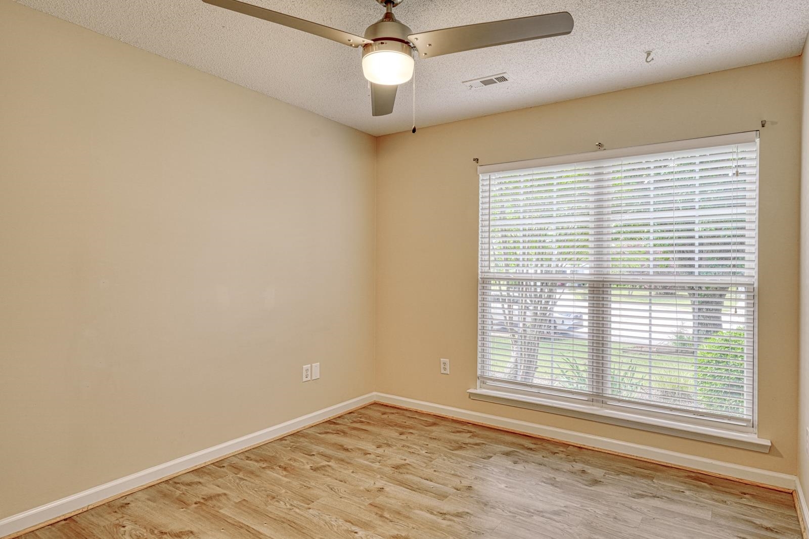 307 Valhalla Lane Simpsonville, SC 29681 - Photo 17 of 47 Gallery Image 17