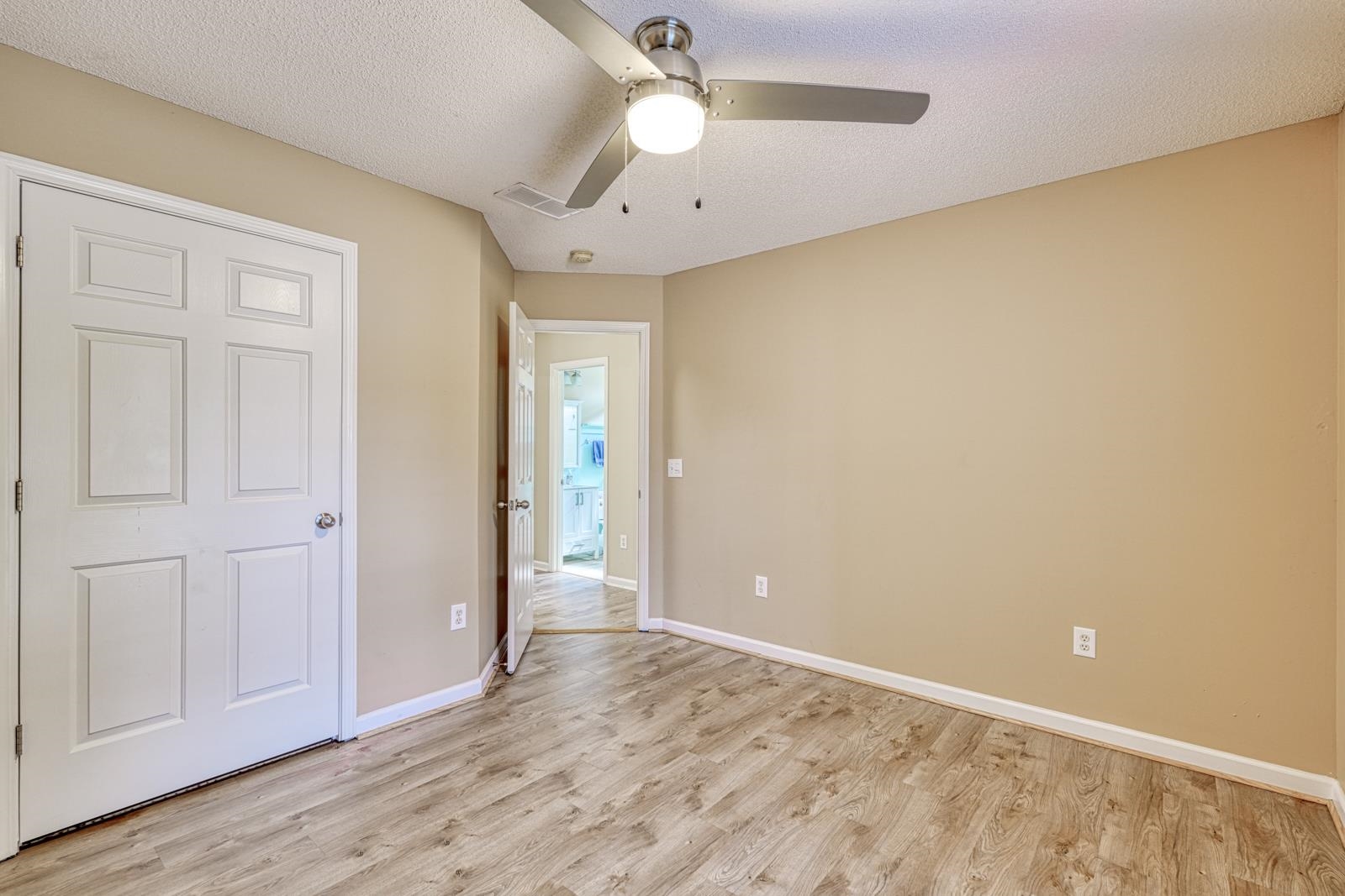 307 Valhalla Lane Simpsonville, SC 29681 - Photo 23 of 47 Gallery Image 23