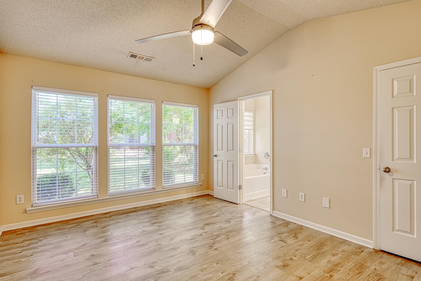 307 Valhalla Lane Simpsonville, SC 29681 - Photo 26 of 47 Gallery Image 26