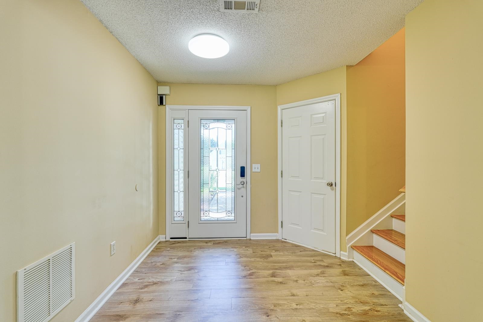 307 Valhalla Lane Simpsonville, SC 29681 - Photo 4 of 47 Gallery Image 4