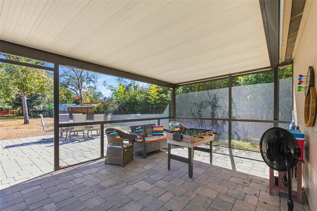 10405 North Woodmere Road Tampa, FL 33617 - Photo 31 of 58