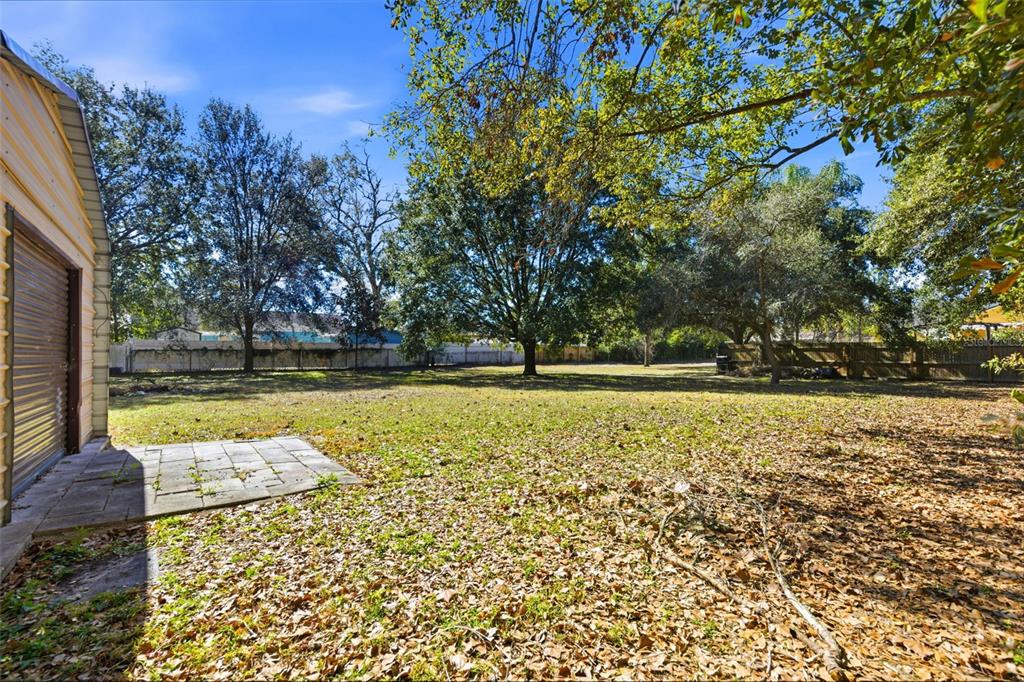 10405 North Woodmere Road Tampa, FL 33617 - Photo 42 of 58