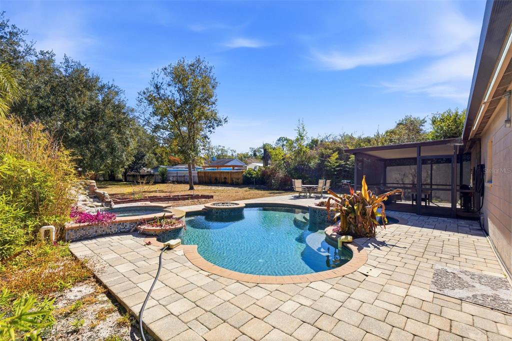 10405 North Woodmere Road Tampa, FL 33617 - Photo 46 of 58