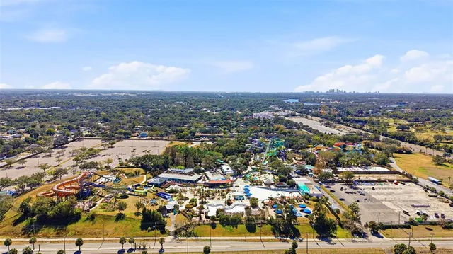 $460,000 | 10405 North Woodmere Road, Tampa, FL 33617