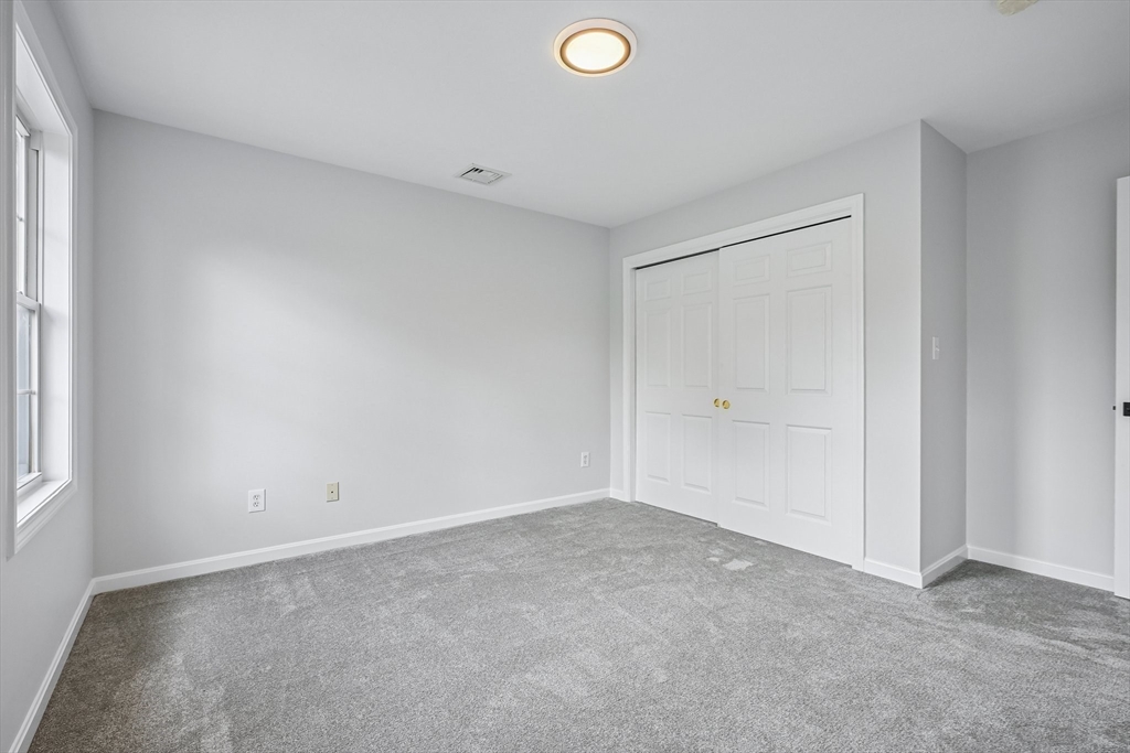 30 Clews Street Shrewsbury, MA 01545 - Photo 20 of 39