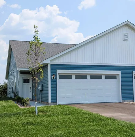 $302,900 | 5372 397th Street, North Branch, MN 55056