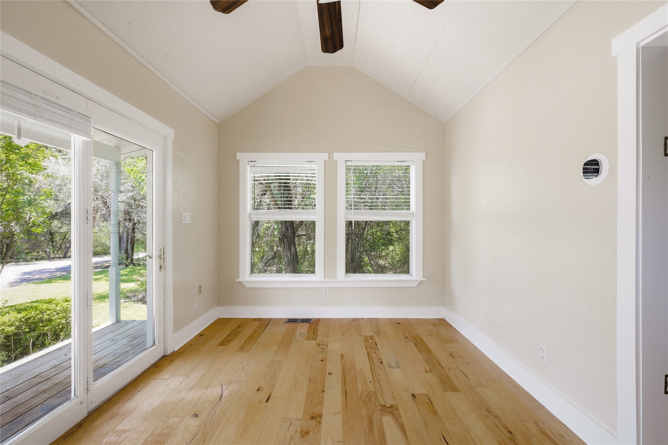 9008 Zyle Road Austin, TX 78737 - Photo 28 of 40