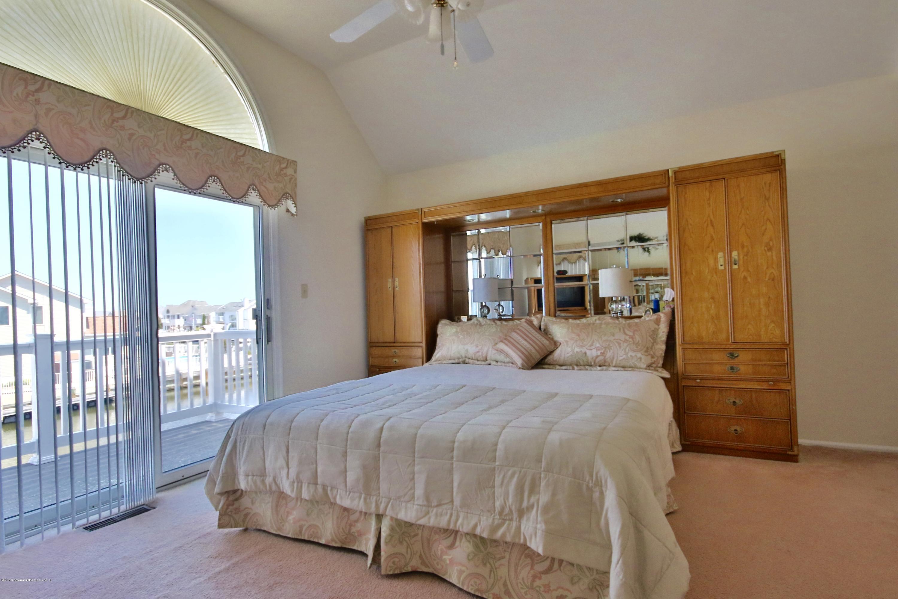 231 Allen Road Bayville, NJ 08721 - Photo 4 of 32 7V0A9652