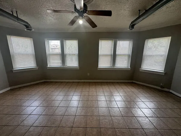$229,000 | 4228 Ivy Street, East Chicago, IN 46312