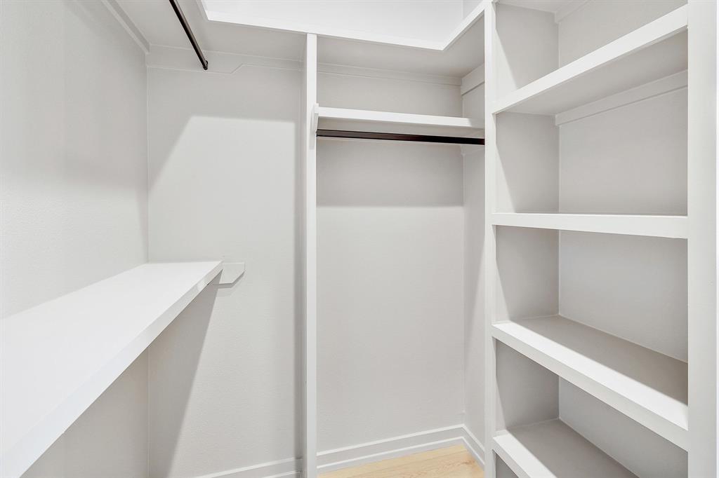 1732 Bunche Road, Unit B2 Austin, TX 78721 - Photo 19 of 22 a view of an empty walk in closet