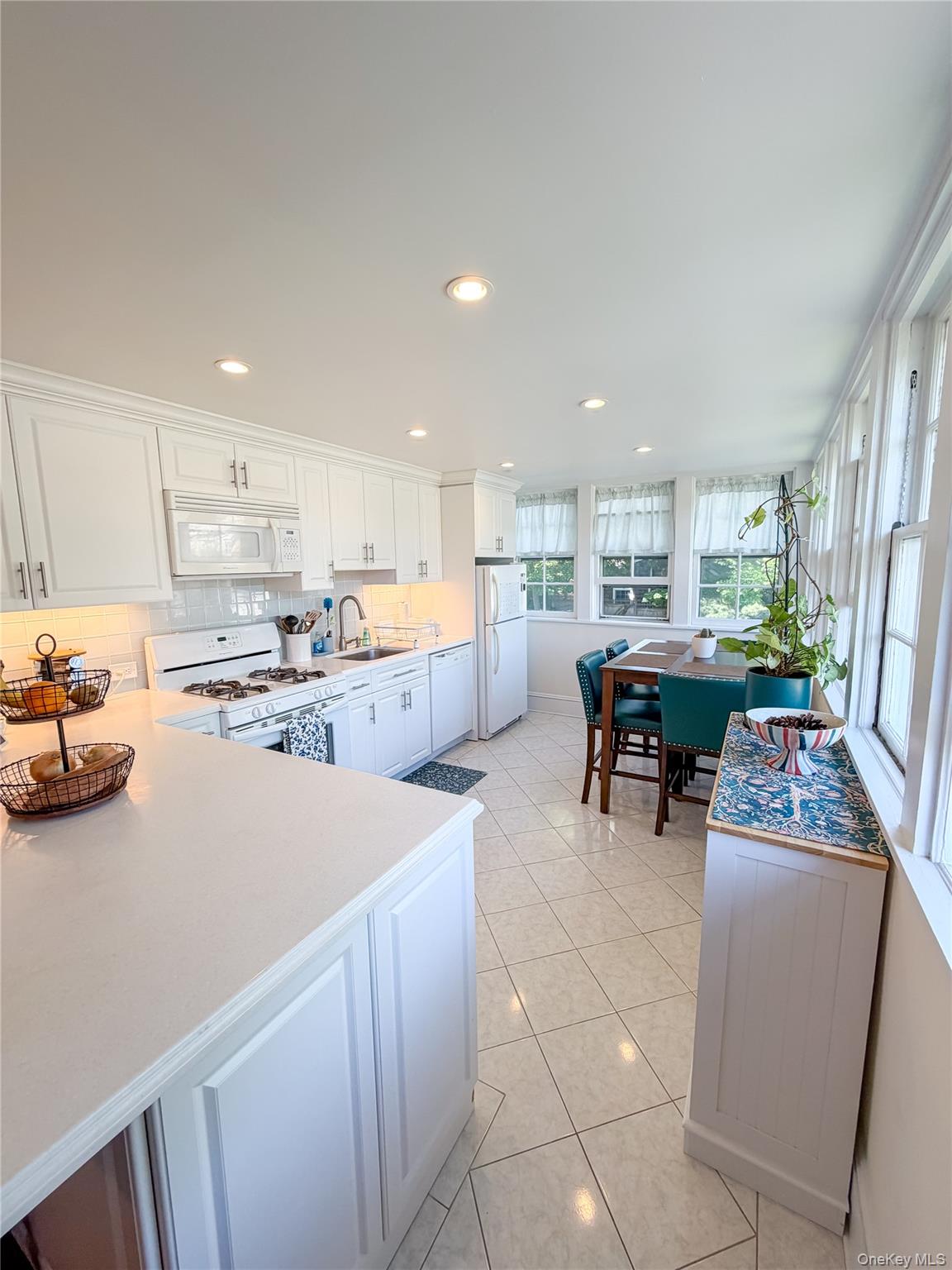 43 West Neck Road, Unit 1 Huntington, NY 11743 - Photo 6 of 12 Two Full Walls of Windows