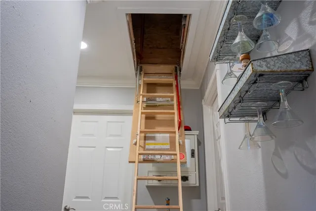 a view of walk in closet