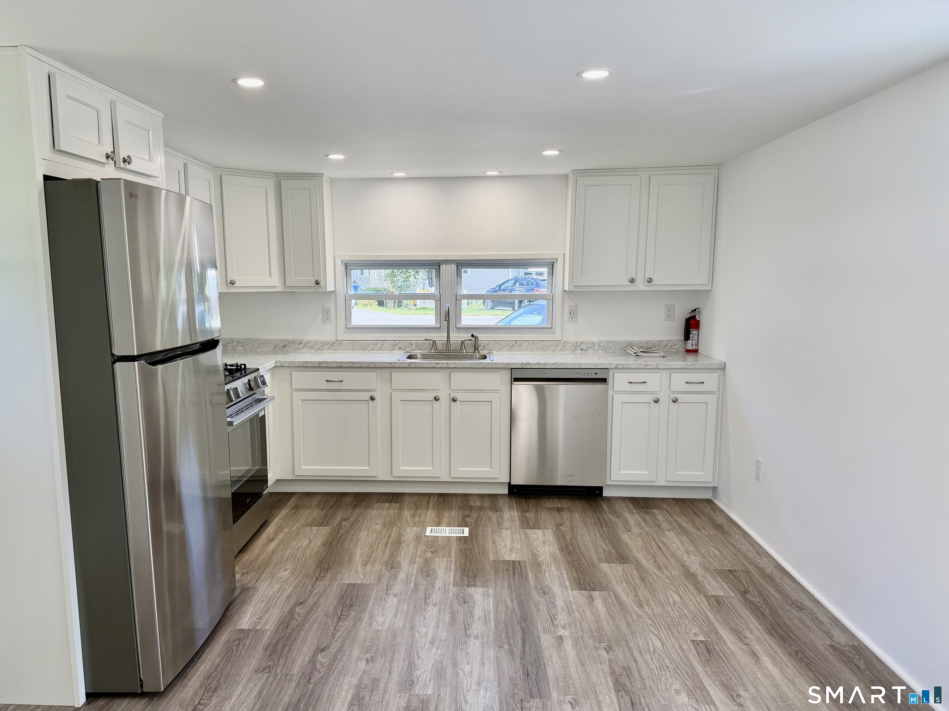 41 Old Wood Road Mansfield, CT 06268 - Photo 11 of 20 Gallery Image 11