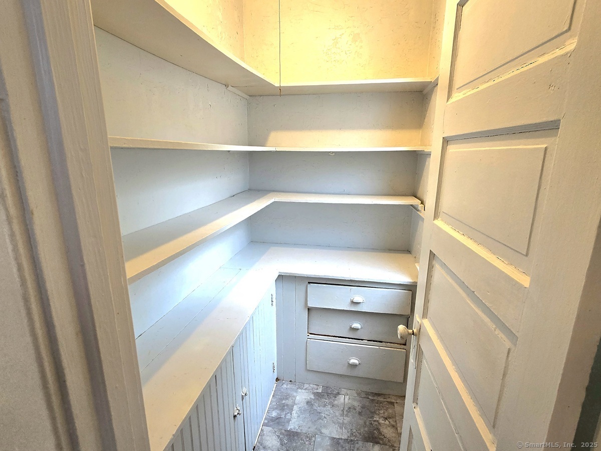 181 Bond Street, Unit 1 Hartford, CT 06114 - Photo 9 of 12 a refrigerator in a kitchen