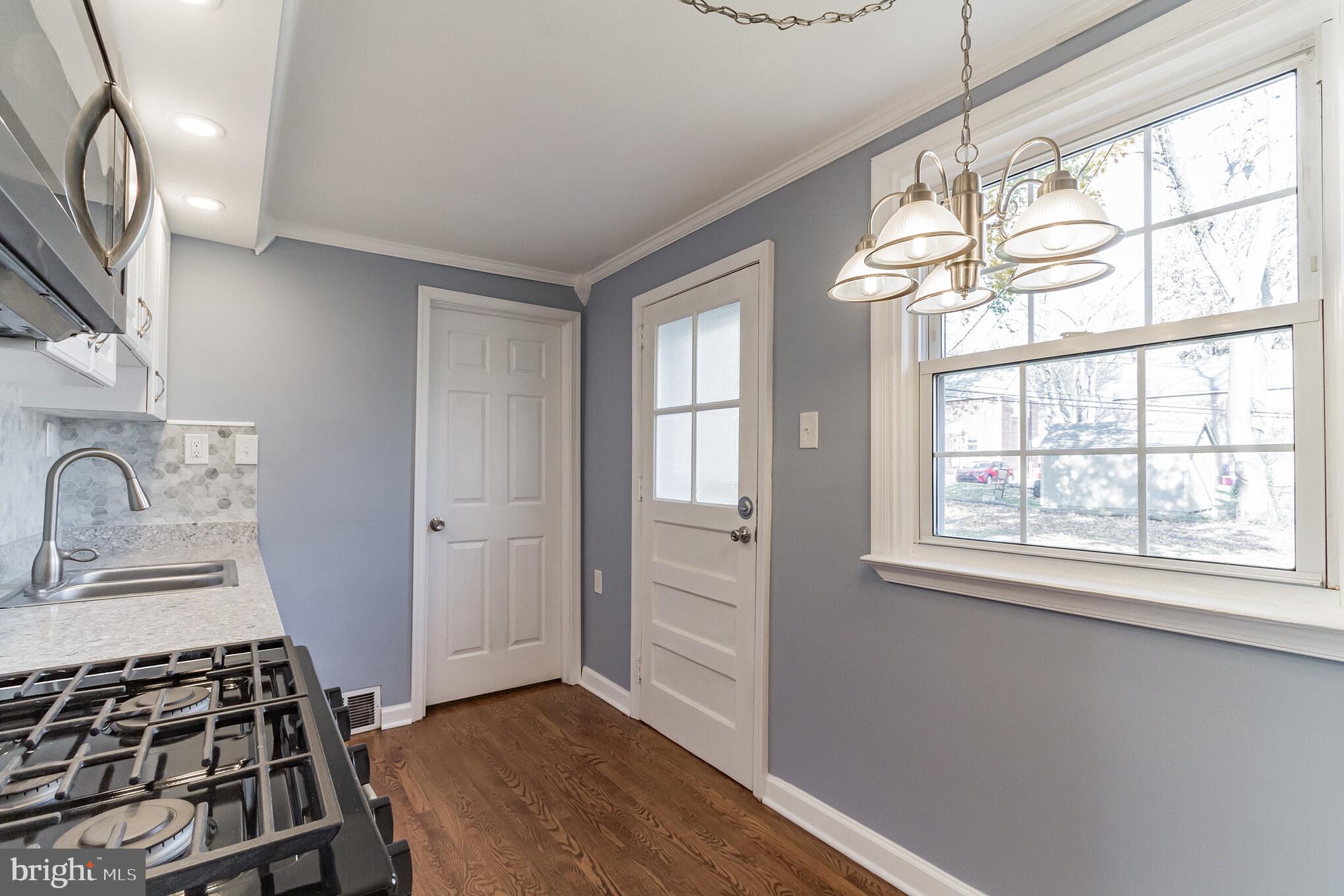 647 Hawarden Road Springfield, PA 19064 - Photo 12 of 29