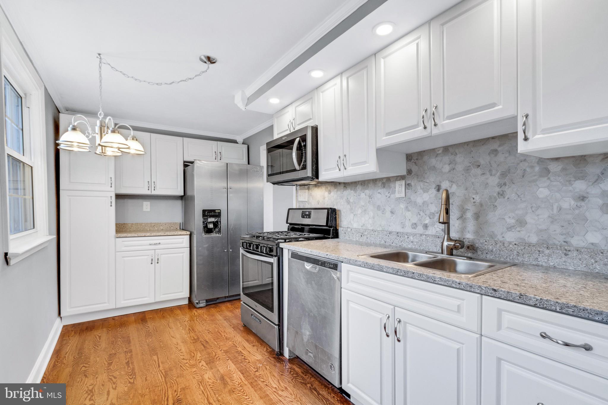 647 Hawarden Road Springfield, PA 19064 - Photo 10 of 29
