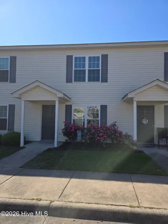 $1,300 | 4259 Dudleys Grant Drive, Unit C, Winterville, NC 28590