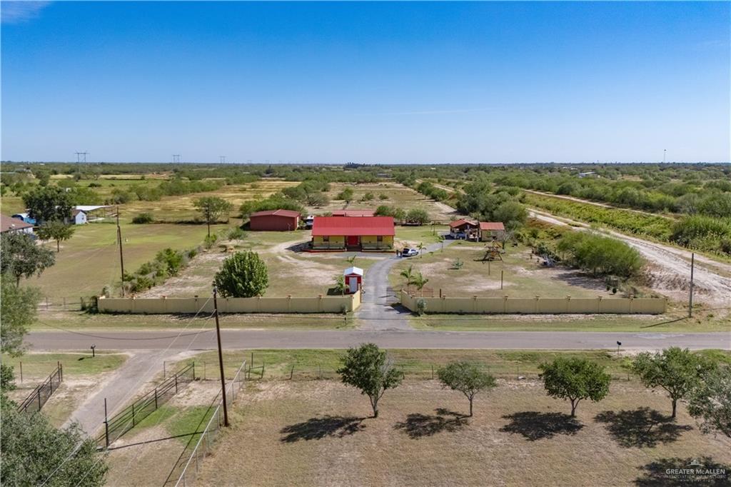21604 North Val Verde Road Edinburg, TX 78542 - Photo 2 of 39 a view of a city
