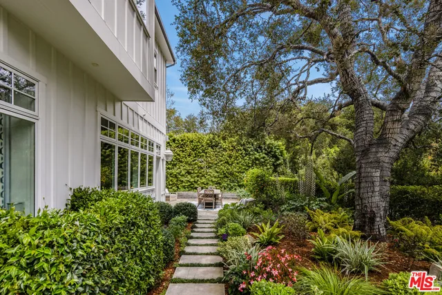 $10,995,000 | 782 Ranch Lane, Pacific Palisades, CA 90272