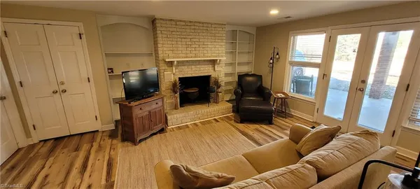 $1,295 | 3001 Foxdown Court, Greensboro, NC 27410