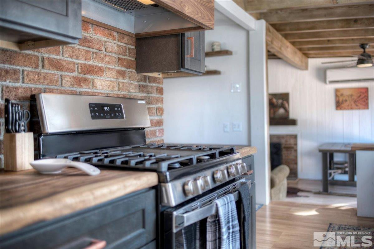 15345 Fawn Lane Reno, NV 89511 - Photo 6 of 31 Photo 9