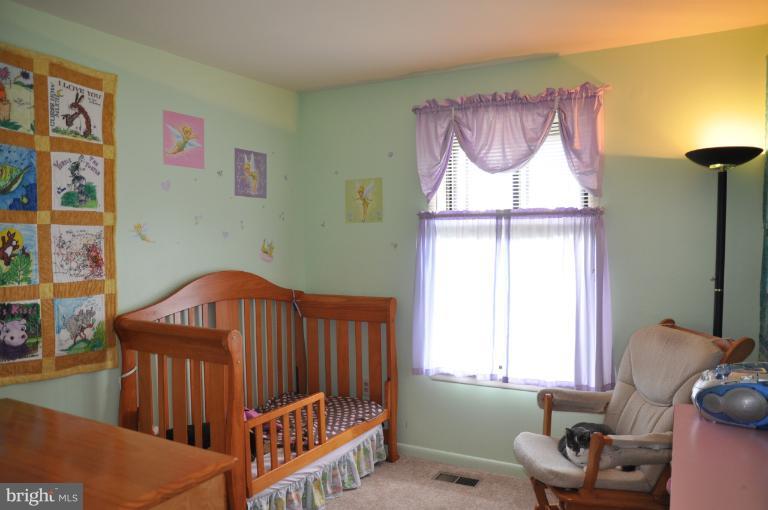 5348 Eliots Oak Road Columbia, MD 21044 - Photo 10 of 20 Bedroom