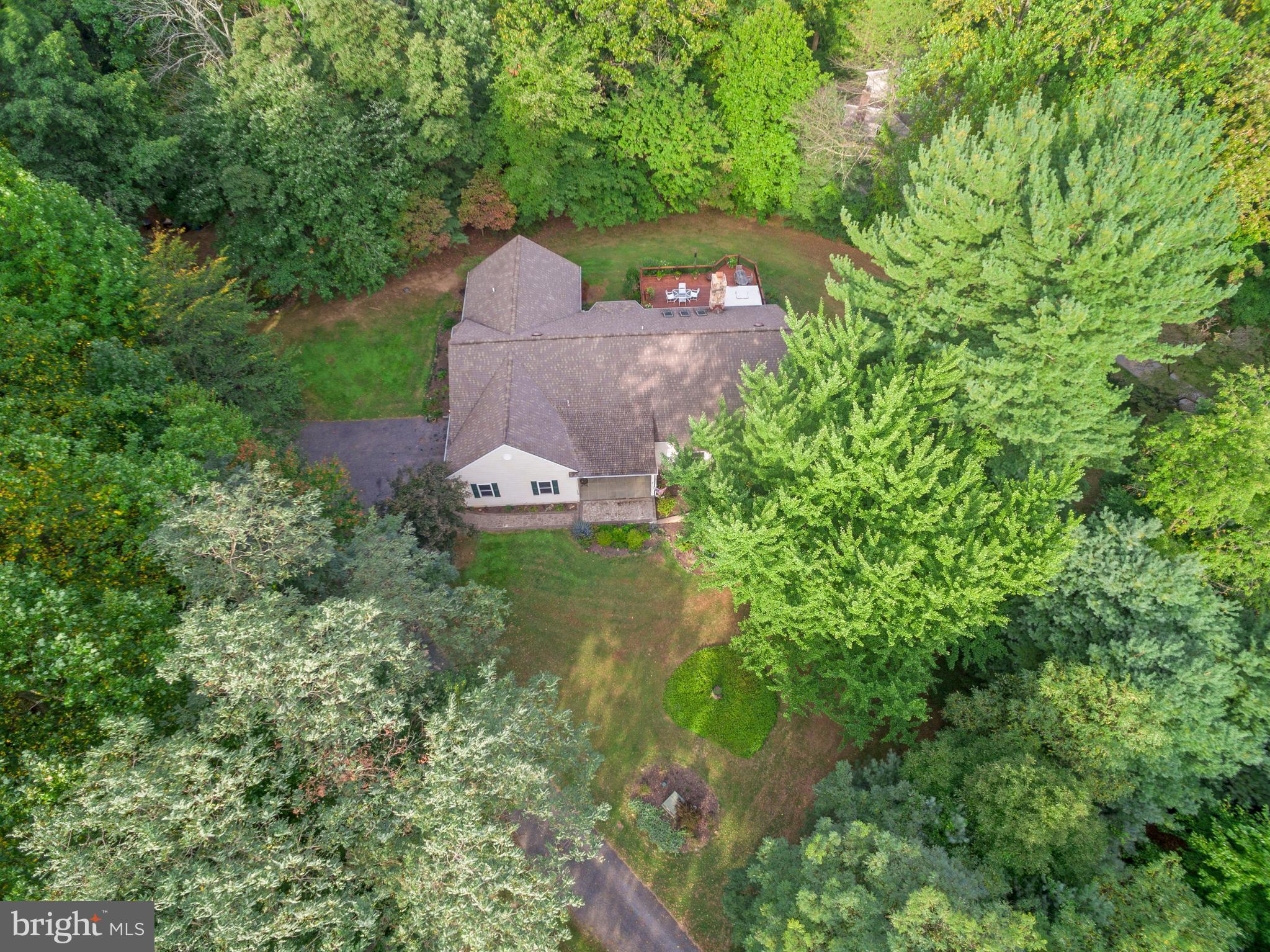 319 Llewelyn Road Chester Heights, PA 19014 - Photo 5 of 55