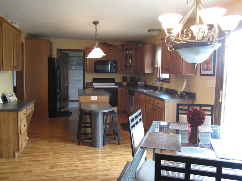 17435 Madden Road Churubusco, IN 46723 - Photo 4 of 30 Gallery Image 4