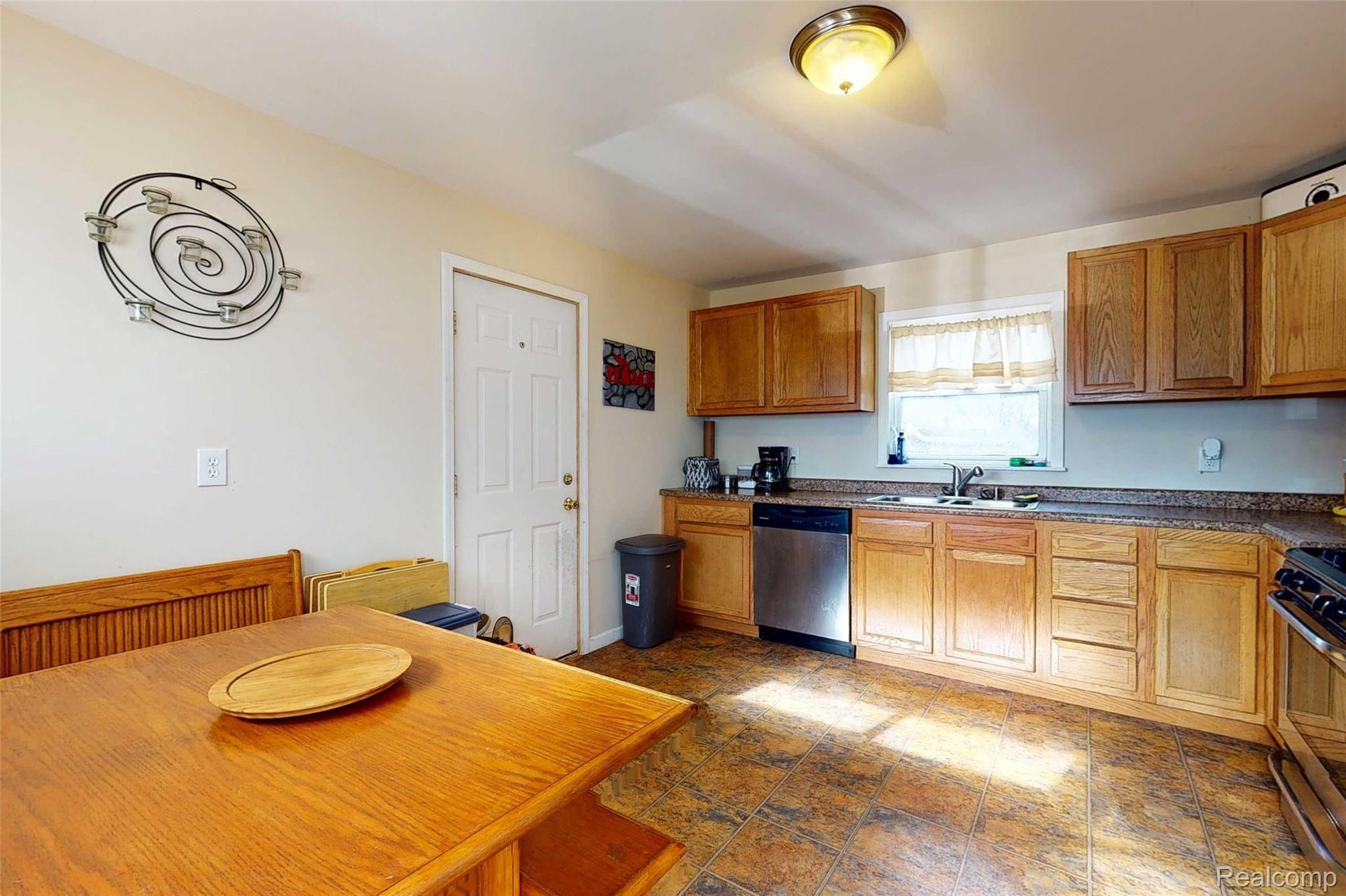 5059 East Frances Road Mount Morris, MI 48458 - Photo 11 of 25 5059-E-Frances-Rd-1 Kitchen.jpg