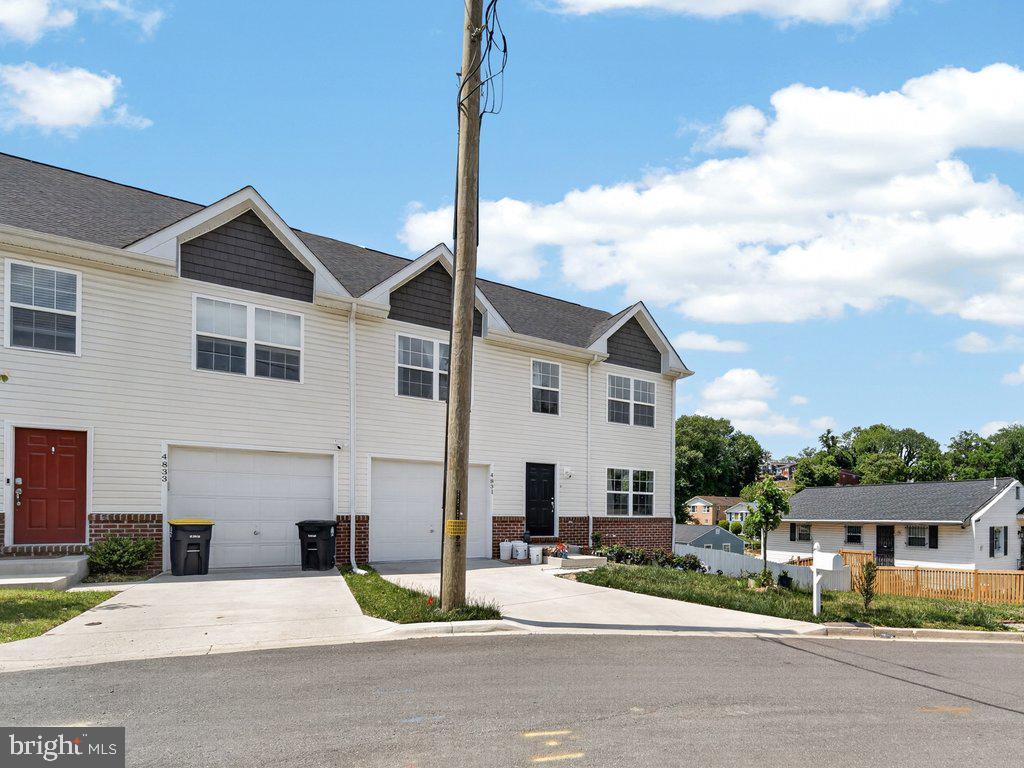 4831 Gunther Street Capitol Heights, MD 20743 - Photo 5 of 51