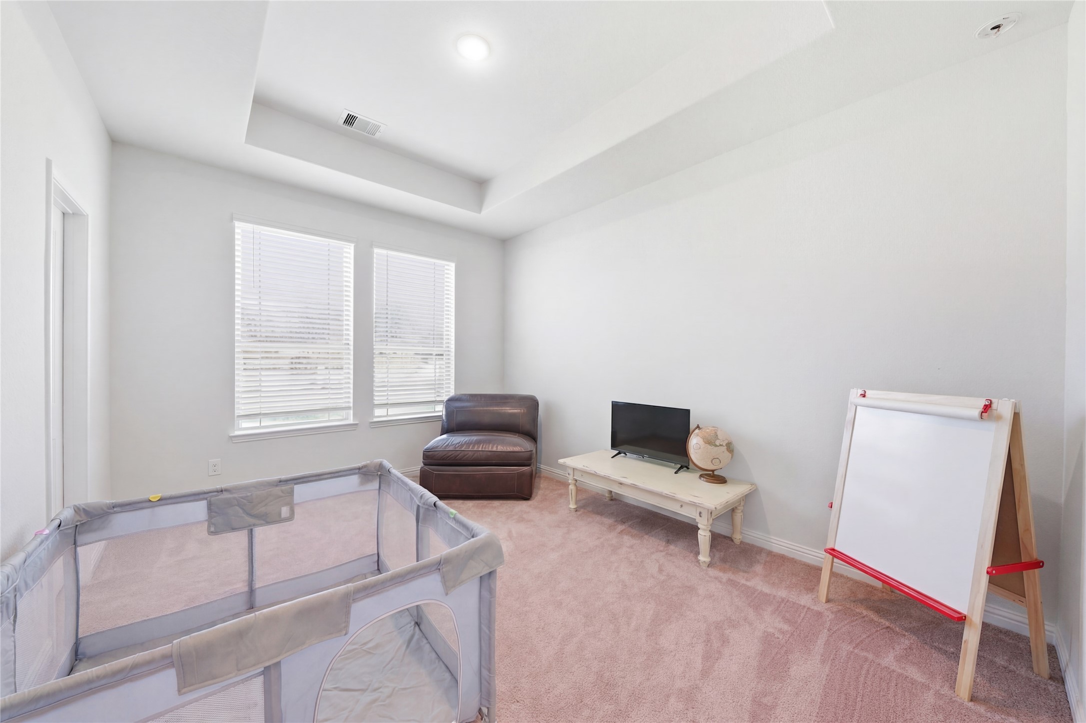 16536 Aransas Conroe, TX 77303 - Photo 17 of 40 a living room with furniture and a window