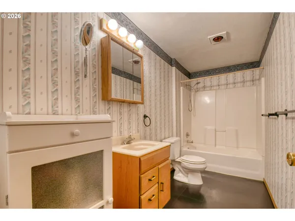 $429,900 | 17 Southeast Kirk Avenue, Pendleton, OR 97801