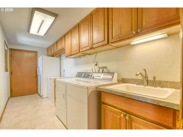 $429,900 | 17 Southeast Kirk Avenue, Pendleton, OR 97801