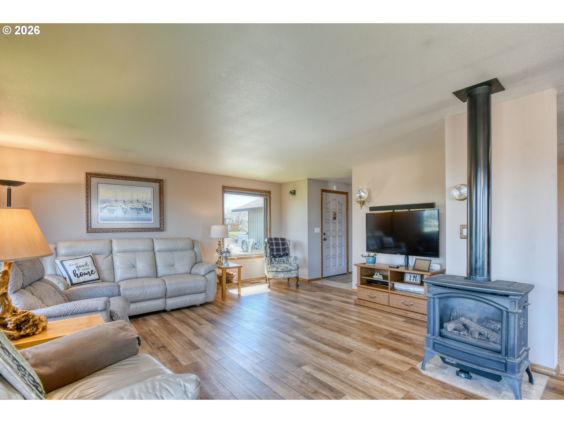 17 Southeast Kirk Avenue Pendleton, OR 97801 - Photo 3 of 42