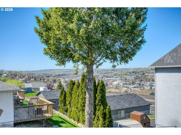 $429,900 | 17 Southeast Kirk Avenue, Pendleton, OR 97801