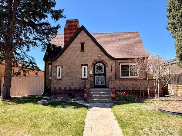 $4,200 | 557 South University Boulevard, Denver, CO 80209