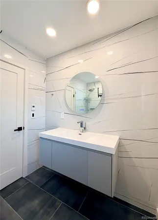$4,200 | 557 South University Boulevard, Denver, CO 80209