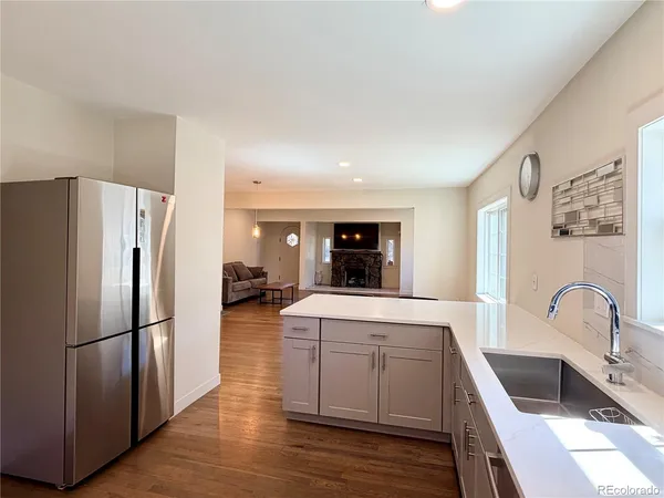 $4,200 | 557 South University Boulevard, Denver, CO 80209