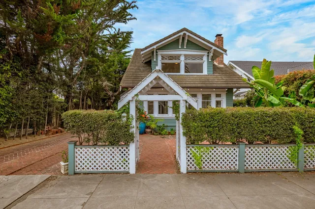 $2,800,000 | 430 Corona Del Mar, Santa Barbara, CA 93103