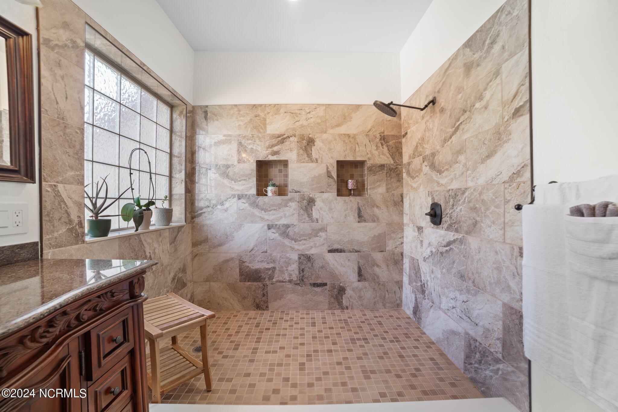 40 Beach Road South Belhaven, NC 27810 - Photo 35 of 79 22-web-or-mls-DSC_2013