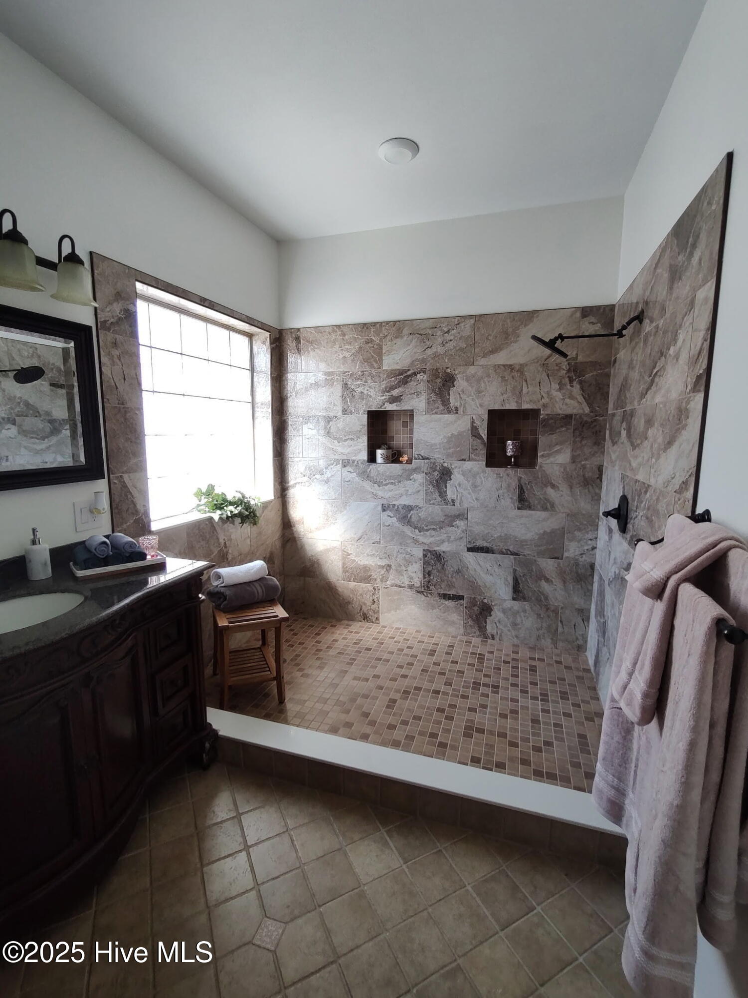 40 Beach Road South Belhaven, NC 27810 - Photo 7 of 79 796689487754419045