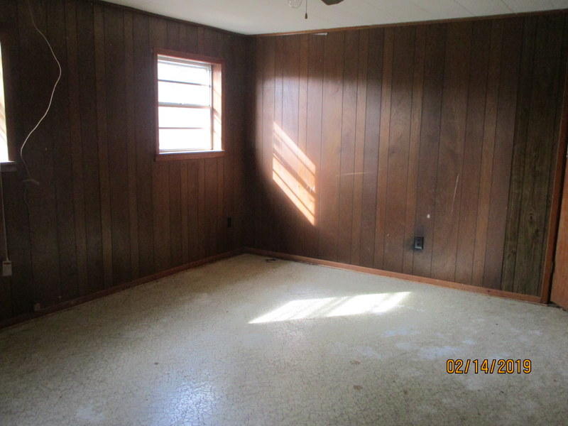 497 Williams Road DeFuniak Springs, FL 32433 - Photo 8 of 20 an empty room with windows