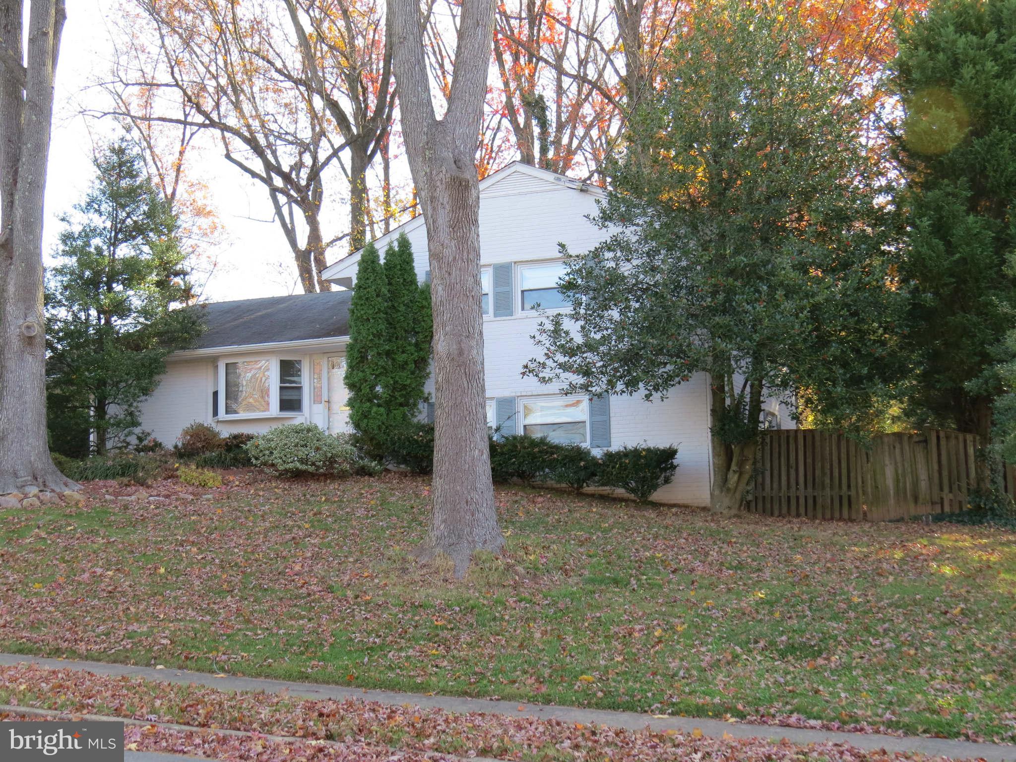 7519 Axton Street Springfield, VA 22151 - Photo 3 of 22 Exterior (Front)