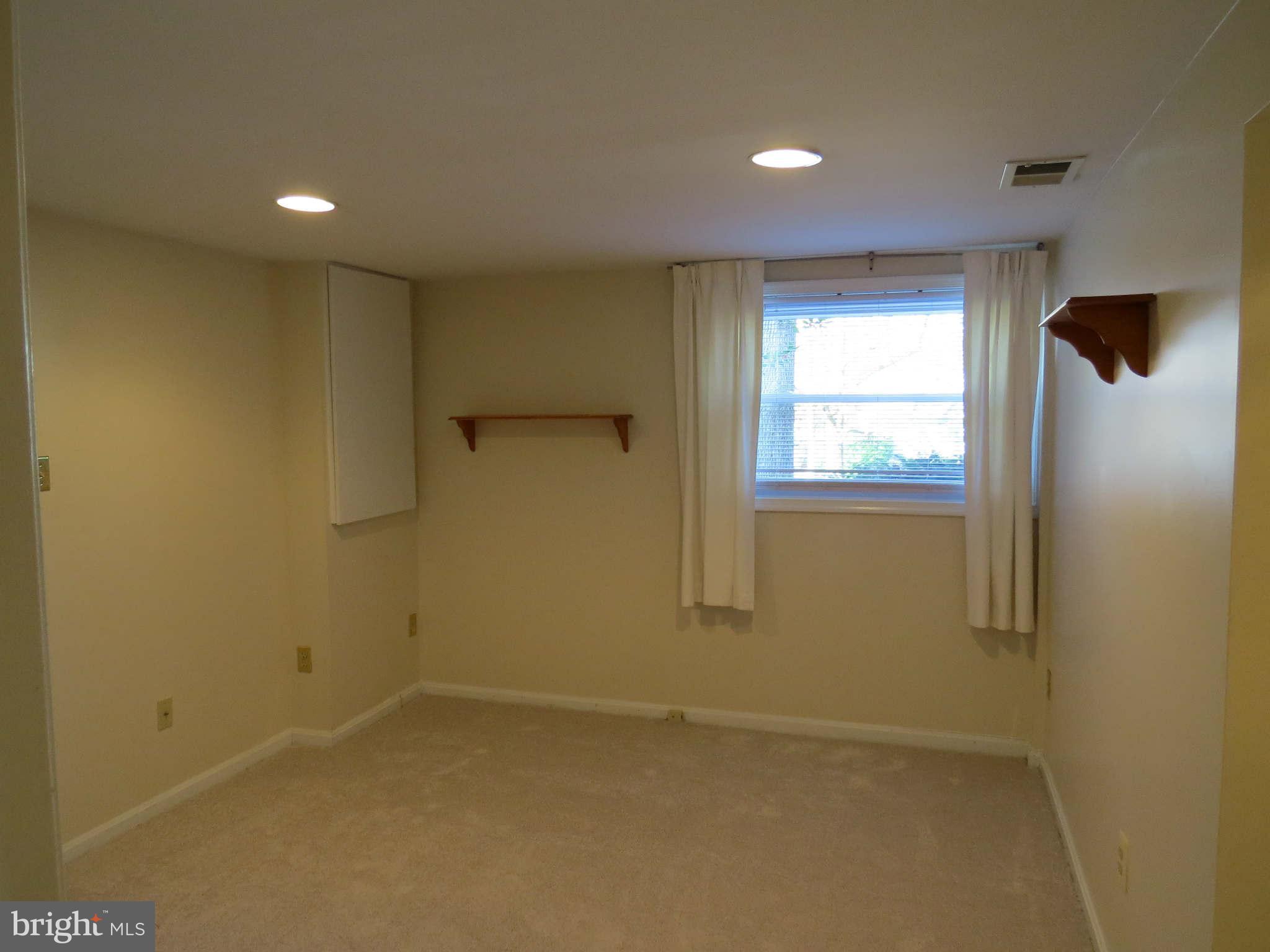 7519 Axton Street Springfield, VA 22151 - Photo 22 of 22 Family Room