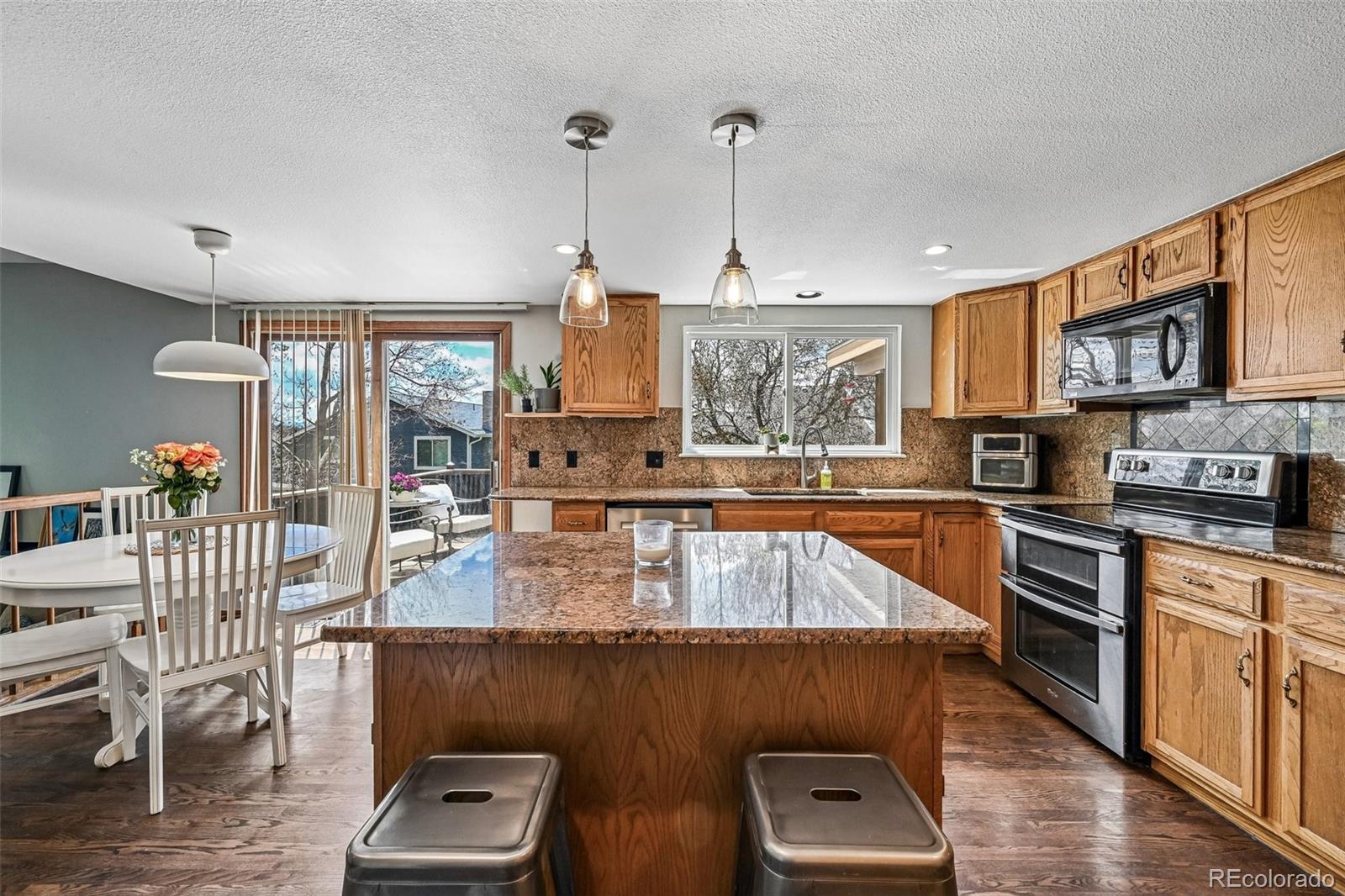 8641 Snowbrush Lane Highlands Ranch, CO 80126 - Photo 11 of 35