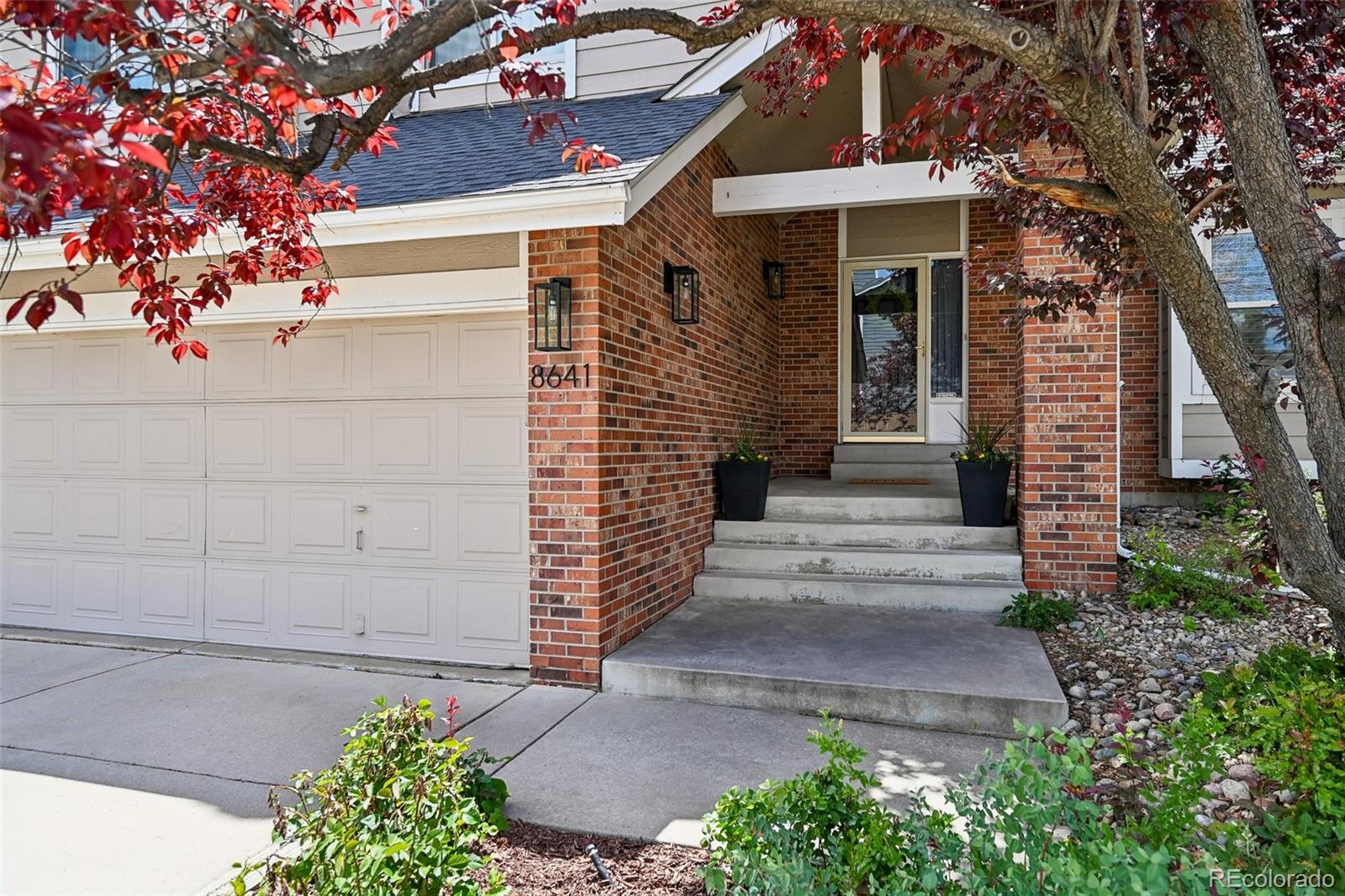 8641 Snowbrush Lane Highlands Ranch, CO 80126 - Photo 2 of 35