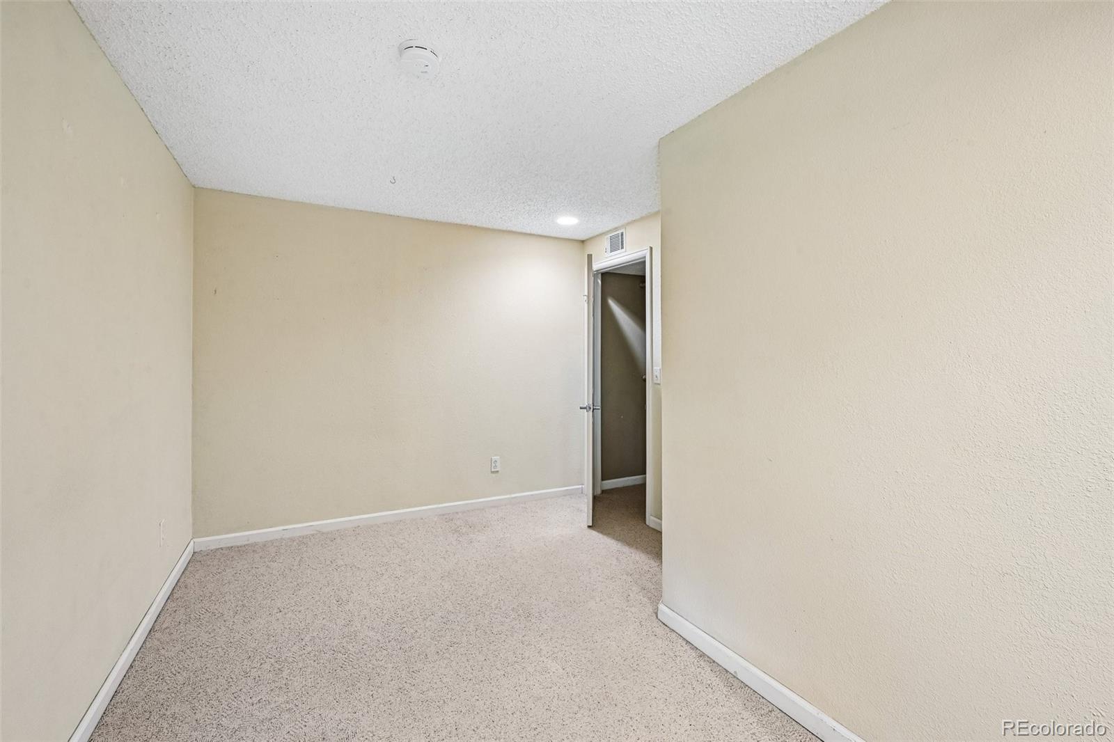 8641 Snowbrush Lane Highlands Ranch, CO 80126 - Photo 29 of 35