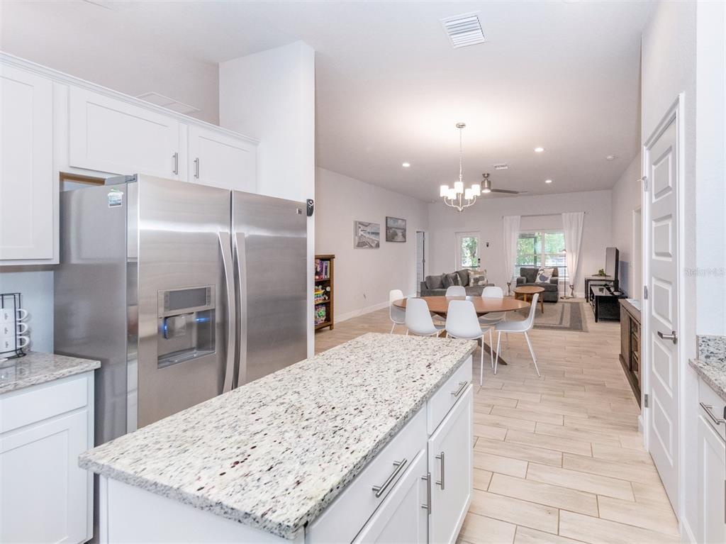 886 Euclid Road Venice, FL 34293 - Photo 16 of 73