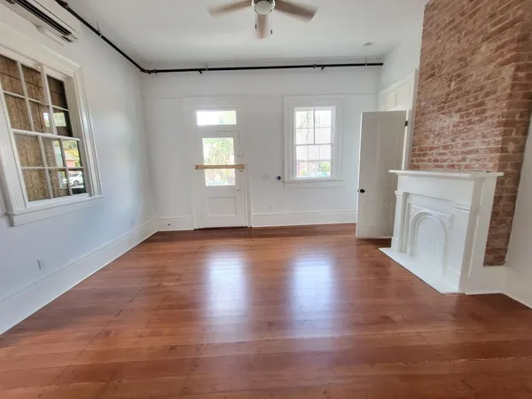 $2,800 | 1940 North Rampart Street, Unit 101, New Orleans, LA 70116