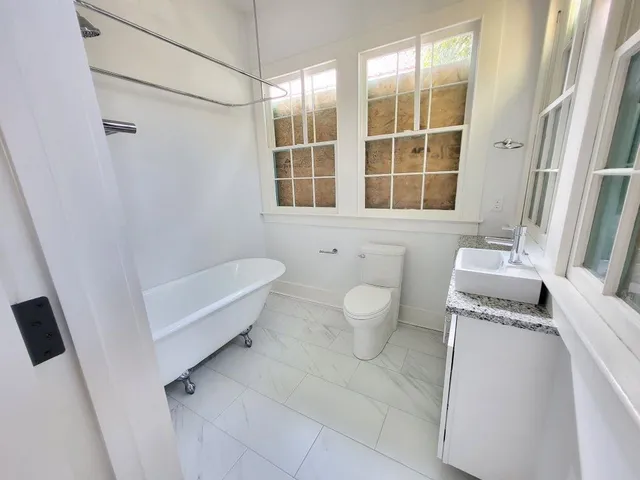 $2,800 | 1940 North Rampart Street, Unit 101, New Orleans, LA 70116